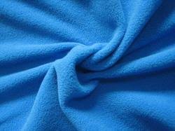 Pilling free knit fabric